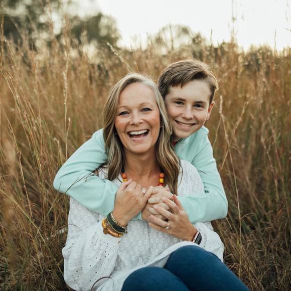 Meet your Posher, Mandy - Picture 1 of 1